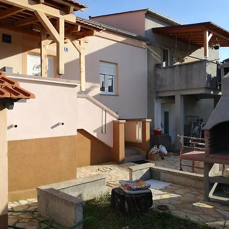 Step Away From The Beach, Sea View House Pergola Ferienhaus Preko